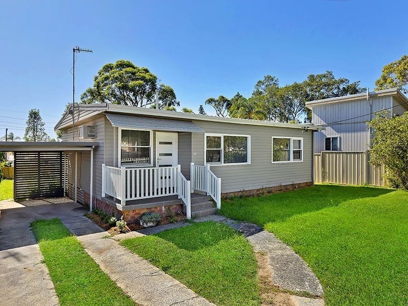 62 Dampier Boulevard, Killarney Vale NSW 2261