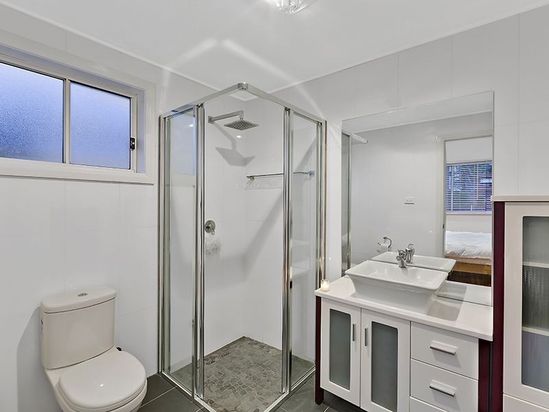 35 Bass Avenue, Killarney Vale NSW 2261