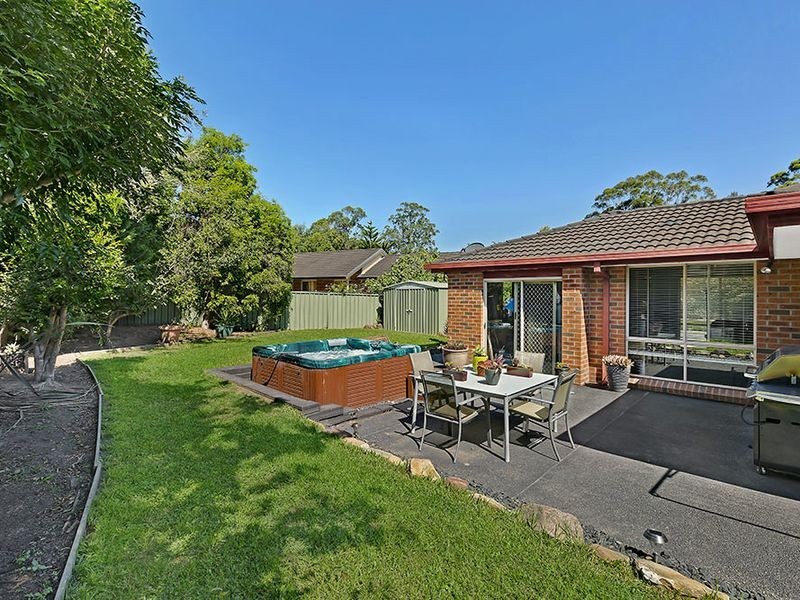 2 Logan Place, Ourimbah NSW 2258
