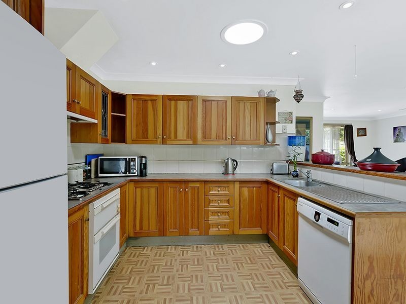 4 Bottlebrush Drive, Glenning Valley NSW 2261
