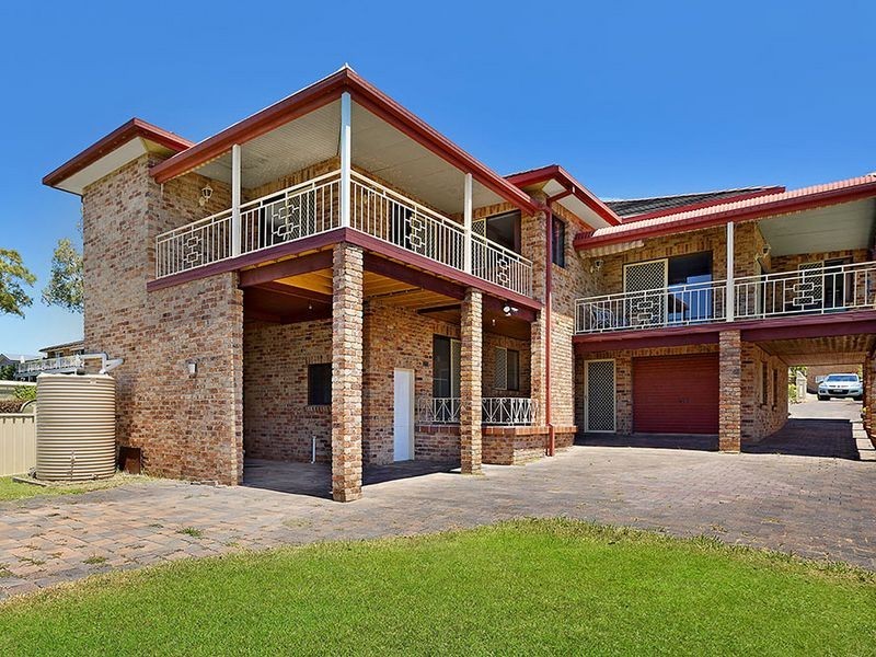 6 Aubrey Street, Killarney Vale NSW 2261