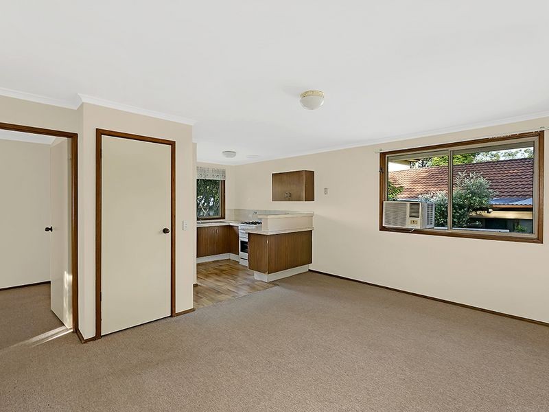 7 Hillside Drive, Berkeley Vale NSW 2261