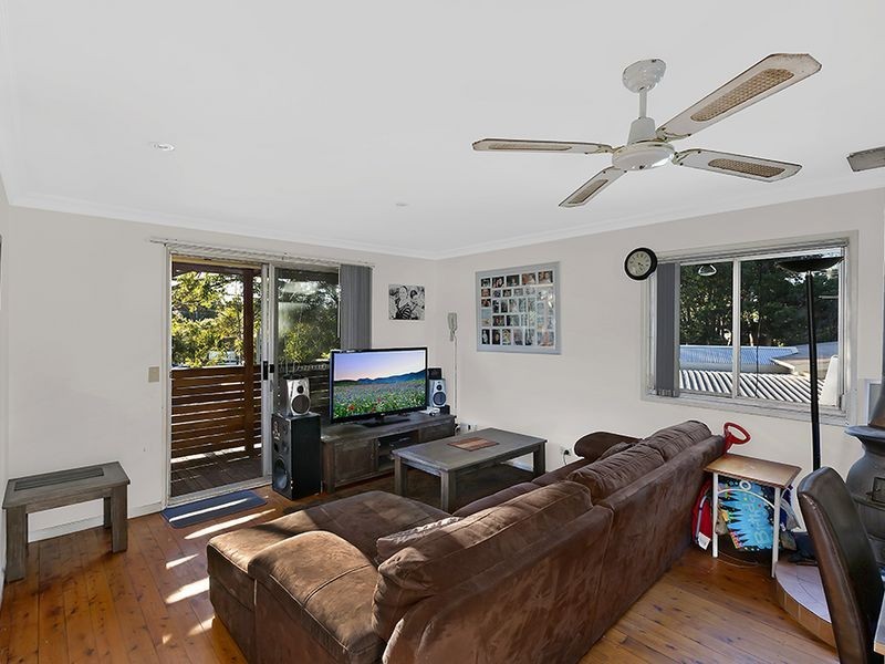23a Kerry Crescent, Berkeley Vale NSW 2261
