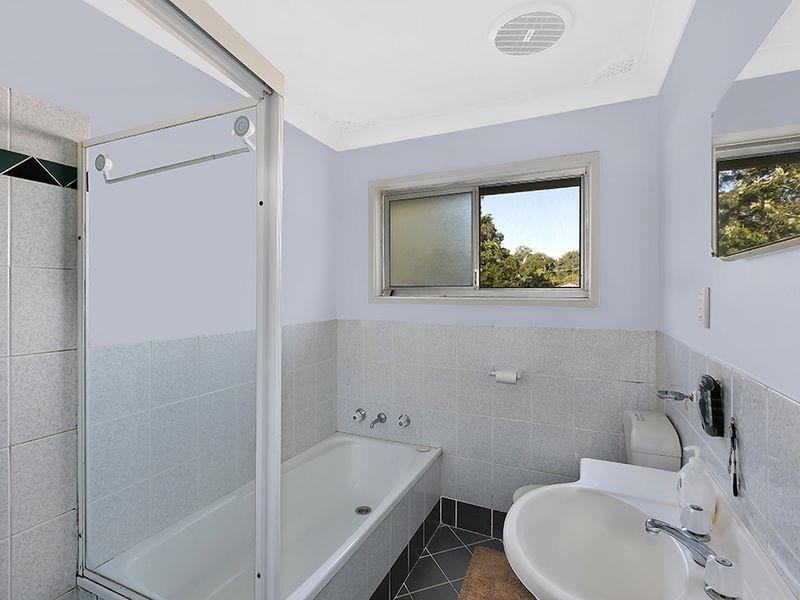 23a Kerry Crescent, Berkeley Vale NSW 2261