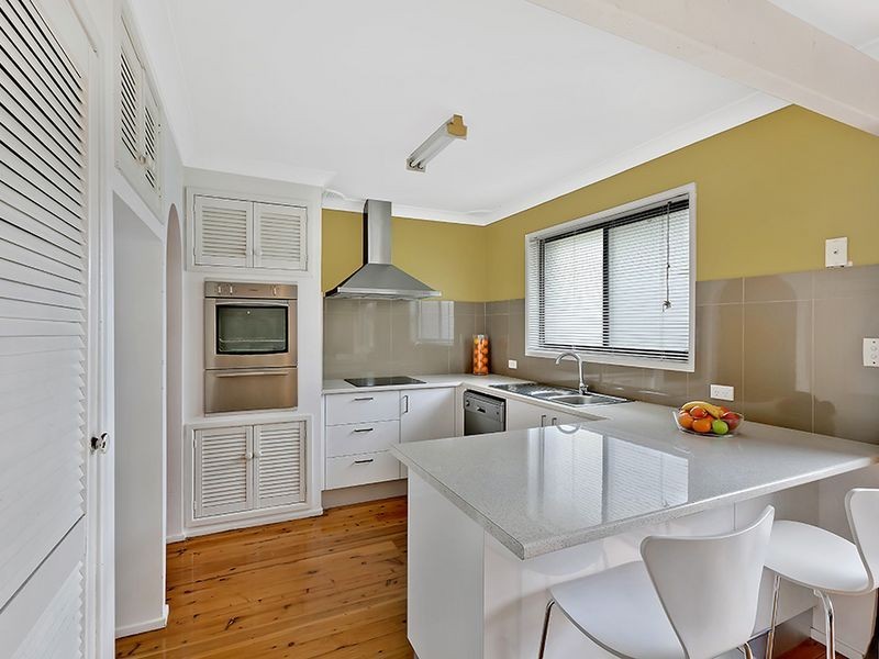 50 Lucinda Avenue, Killarney Vale NSW 2261
