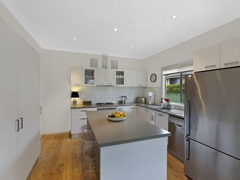 15 South Street, Killarney Vale NSW 2261