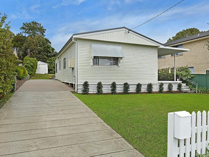 15 South Street, Killarney Vale NSW 2261