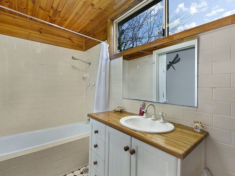 86 Robertson Road, Killarney Vale NSW 2261
