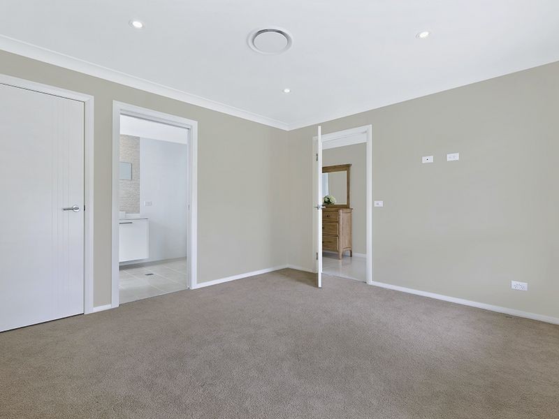 6 Warbler Way, Tumbi Umbi NSW 2261