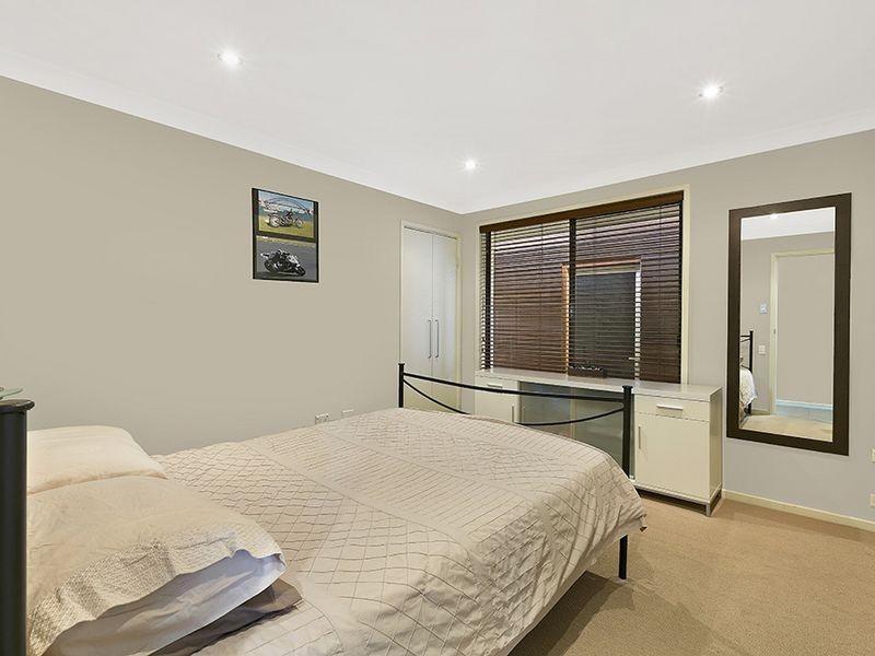 13 Kathleen White Crescent, Killarney Vale NSW 2261