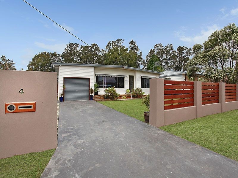 4 Hume Boulevard, Killarney Vale NSW 2261