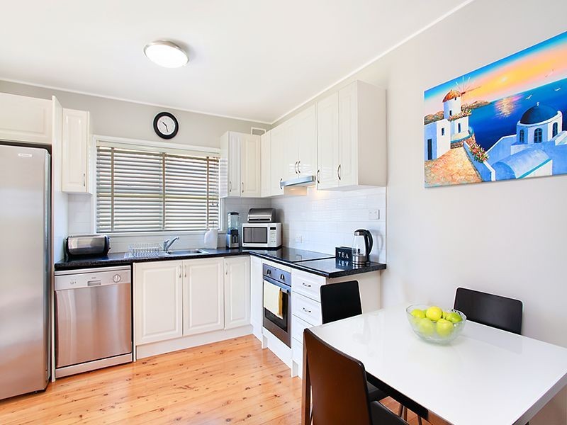 80 Hume Boulevard, Killarney Vale NSW 2261