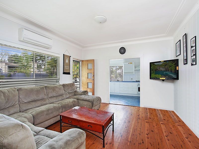 23 George Hely Crescent, Killarney Vale NSW 2261