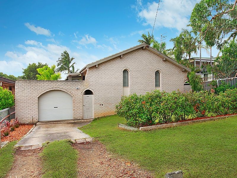 52 Dampier Boulevard, Killarney Vale NSW 2261