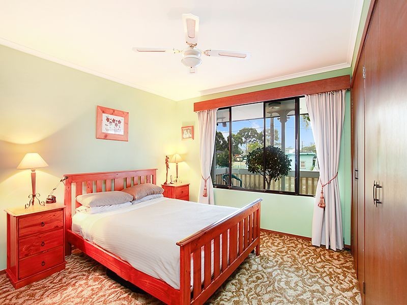 54 Macarthur Street, Killarney Vale NSW 2261