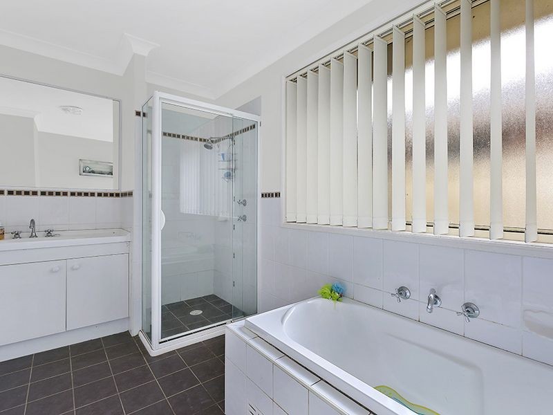 19 Shearwater Close, Tumbi Umbi NSW 2261