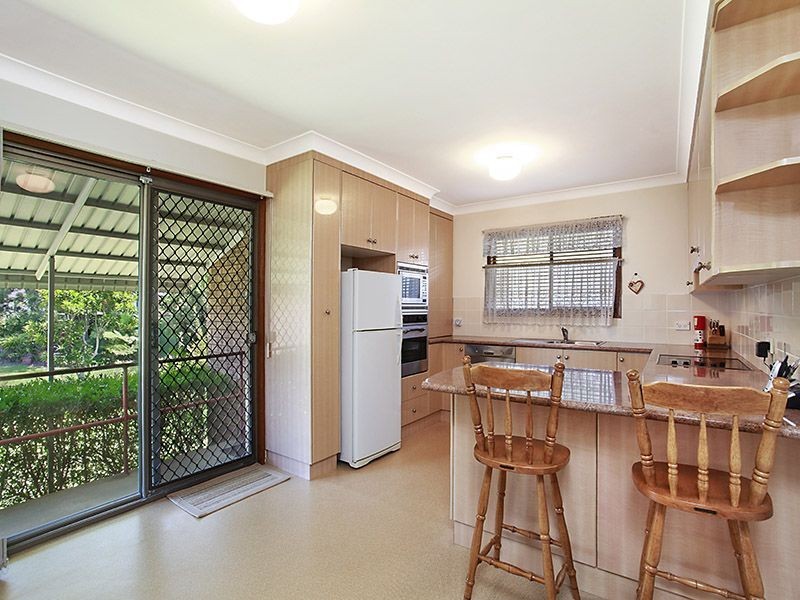 9 Crosby Crescent, Killarney Vale NSW 2261
