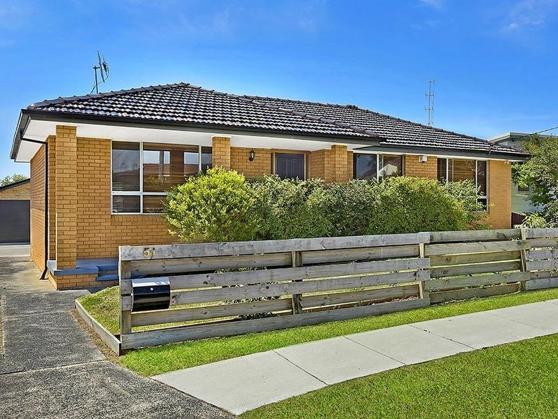 51 Robertson Road, Killarney Vale NSW 2261