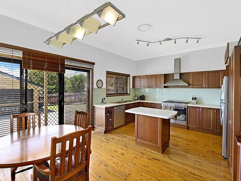 51 Robertson Road, Killarney Vale NSW 2261