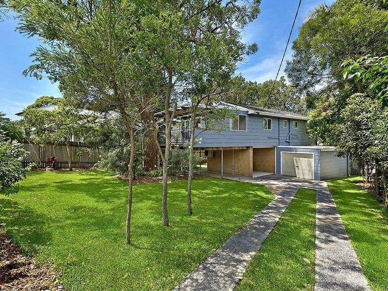 4 Garland Avenue, Killarney Vale NSW 2261