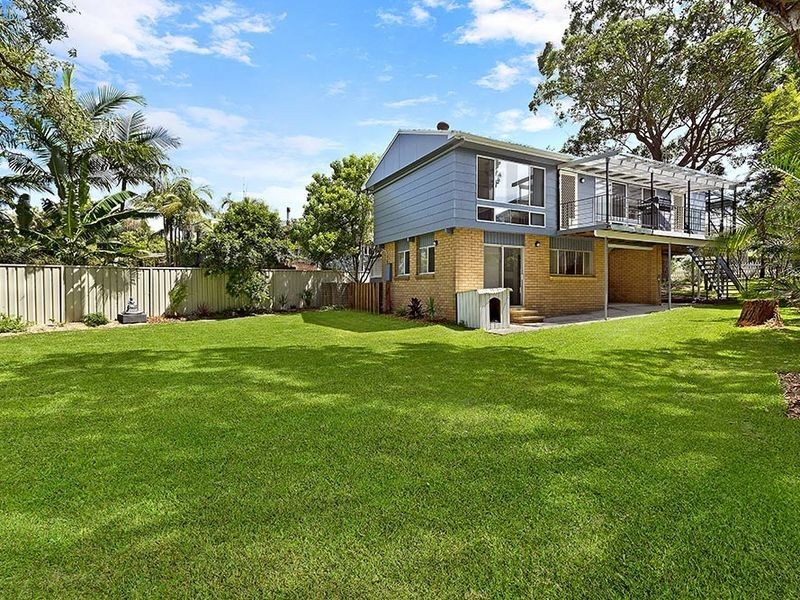 4 Garland Avenue, Killarney Vale NSW 2261