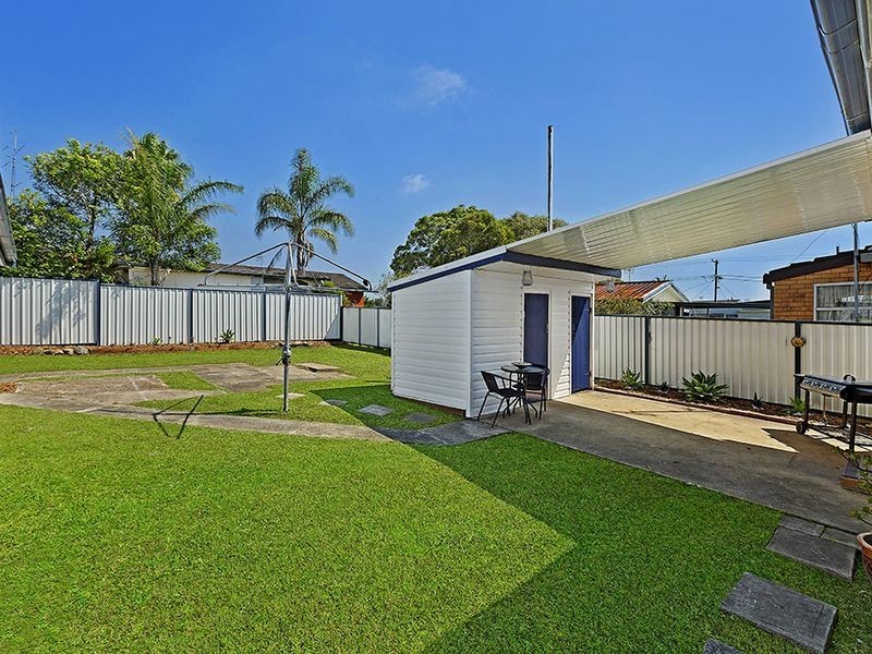 53 Brooke Avenue, Killarney Vale NSW 2261