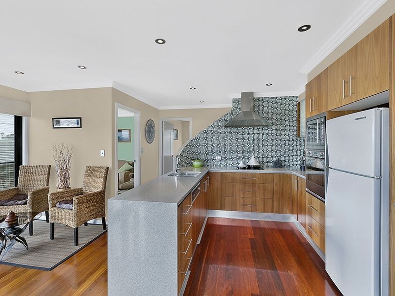 5 Carlyon Street, Killarney Vale NSW 2261