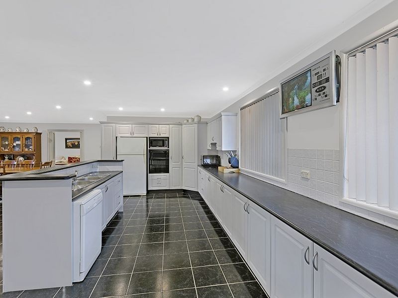 21 Moorlan Avenue, Killarney Vale NSW 2261