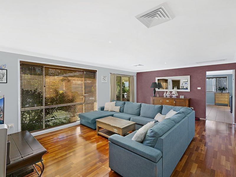 4 Vaughan Close, Killarney Vale NSW 2261