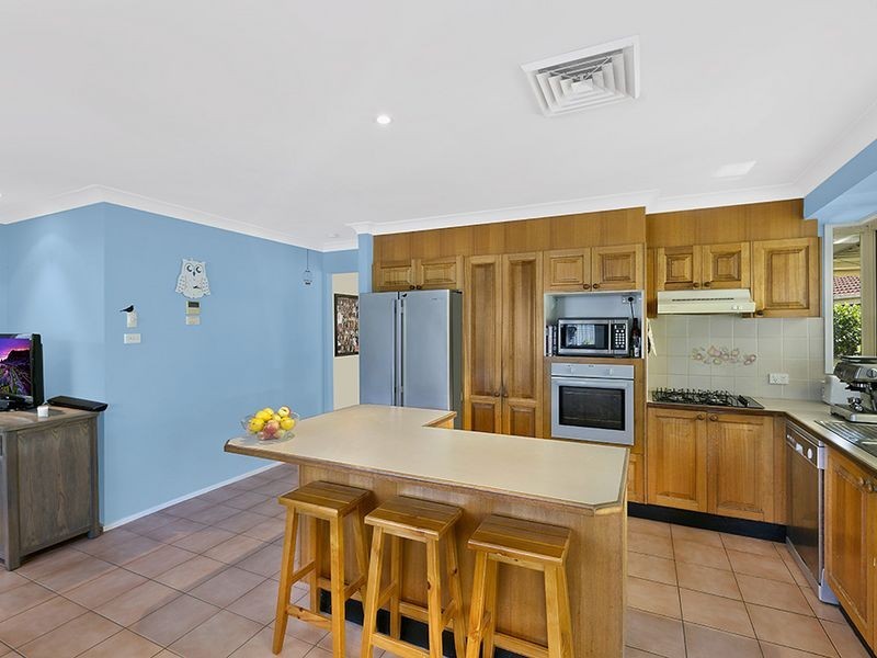 4 Vaughan Close, Killarney Vale NSW 2261