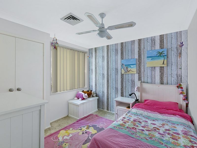 4 Vaughan Close, Killarney Vale NSW 2261