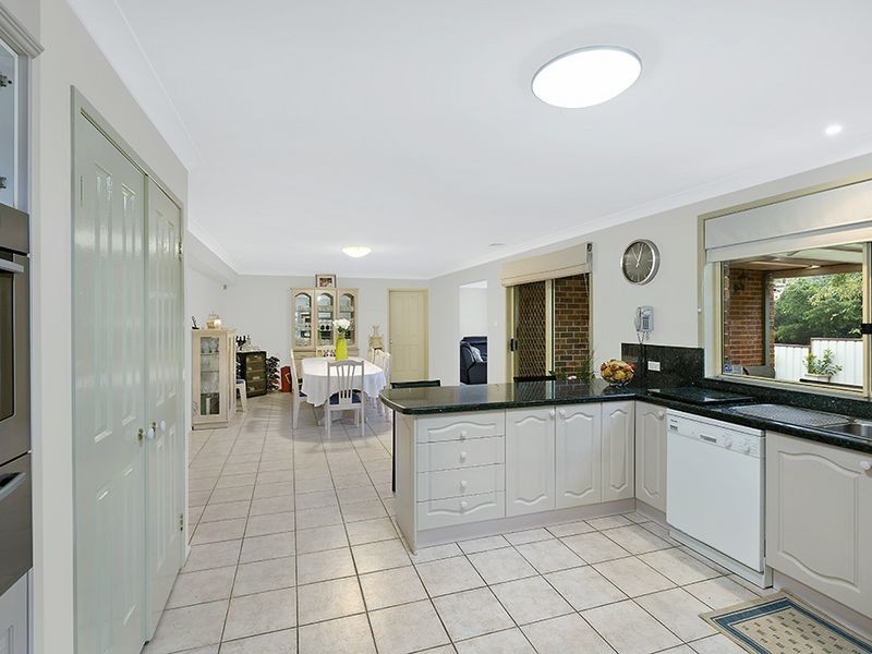 49 Hinemoa Avenue, Killarney Vale NSW 2261