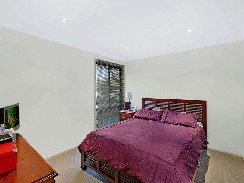 15 McLean Street, Killarney Vale NSW 2261