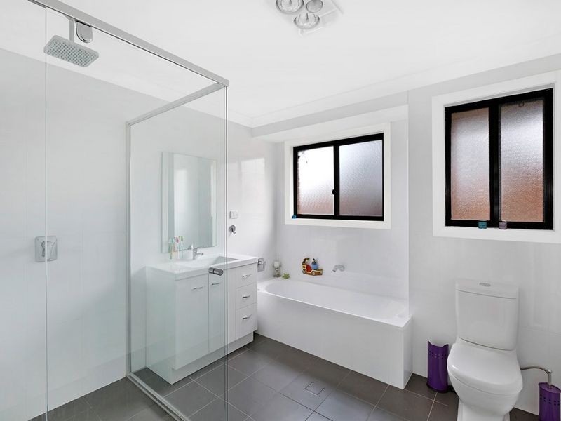 15 McLean Street, Killarney Vale NSW 2261