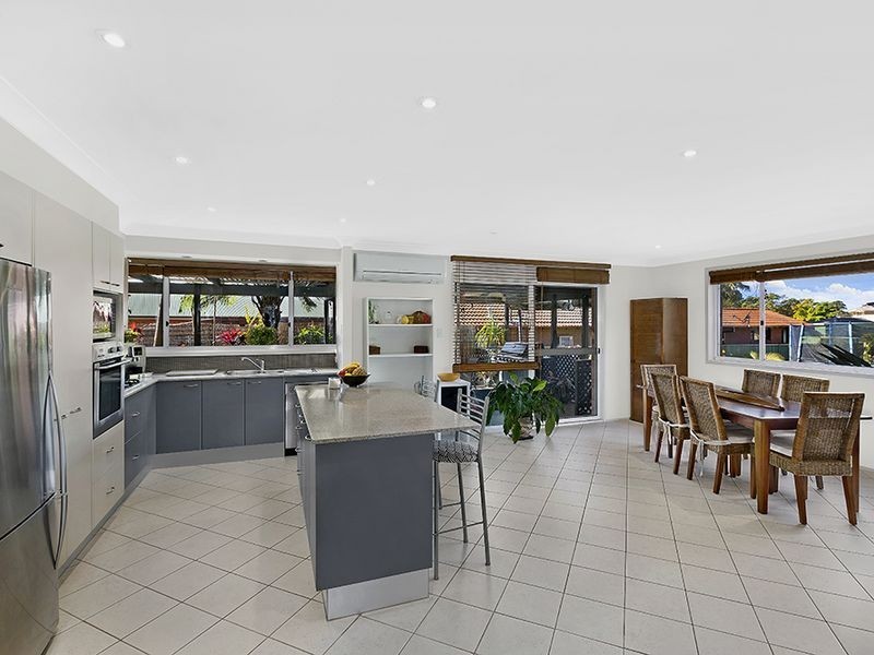 1 Ramona Street, Berkeley Vale NSW 2261