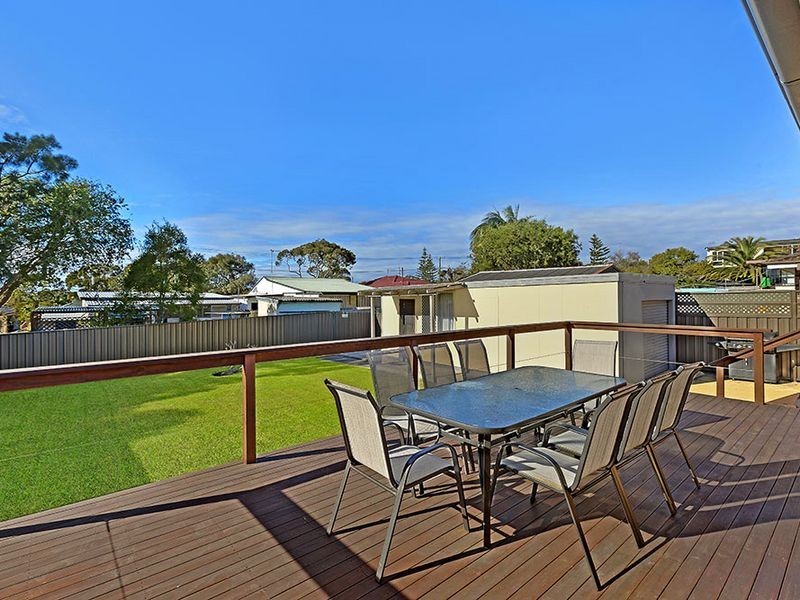 46 Dampier Boulevard, Killarney Vale NSW 2261