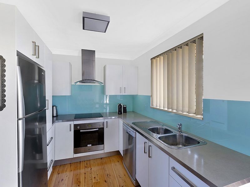 46 Dampier Boulevard, Killarney Vale NSW 2261