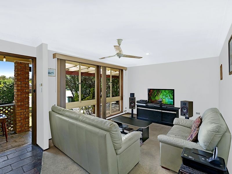 6 Vaughan Close, Killarney Vale NSW 2261