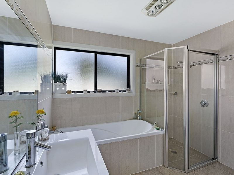 9a McLean Street, Killarney Vale NSW 2261