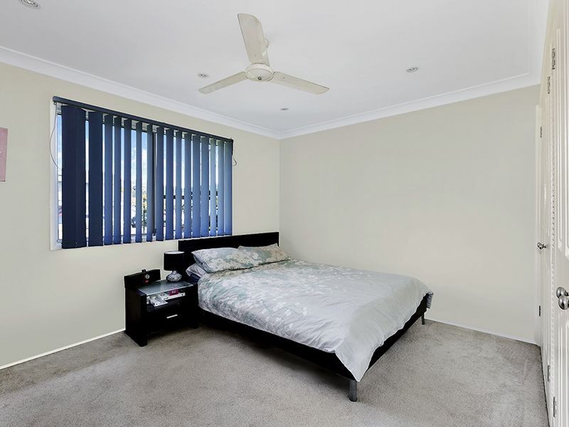 2 Loxley Close, Berkeley Vale NSW 2261
