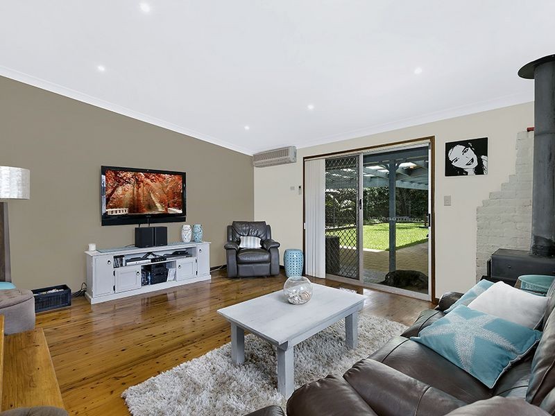 99 Platypus Road, Berkeley Vale NSW 2261