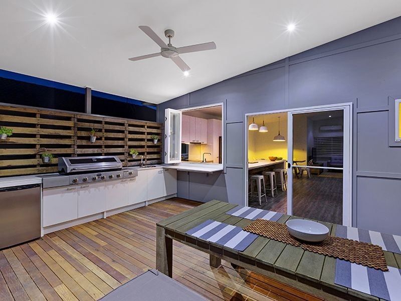 49 Flinders Avenue, Killarney Vale NSW 2261