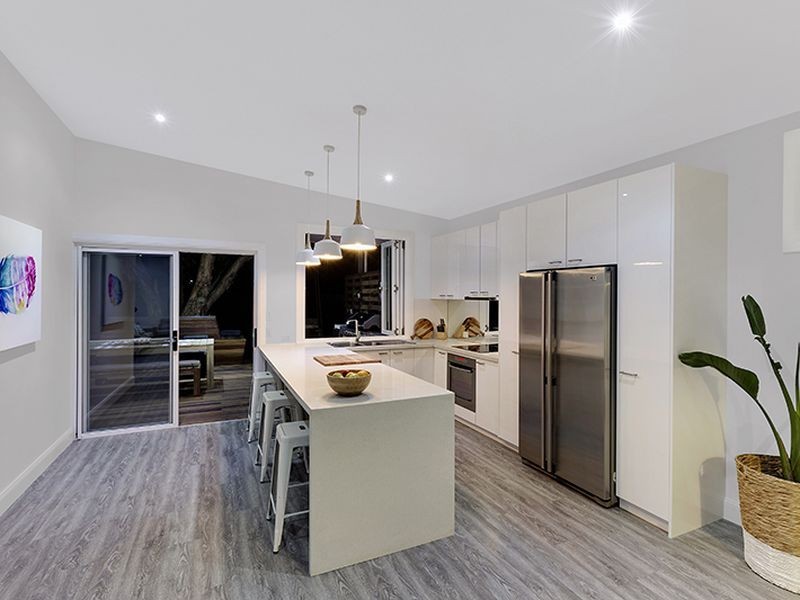 49 Flinders Avenue, Killarney Vale NSW 2261