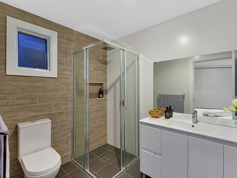 49 Flinders Avenue, Killarney Vale NSW 2261