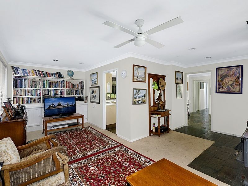 2 Vaughan Close, Killarney Vale NSW 2261