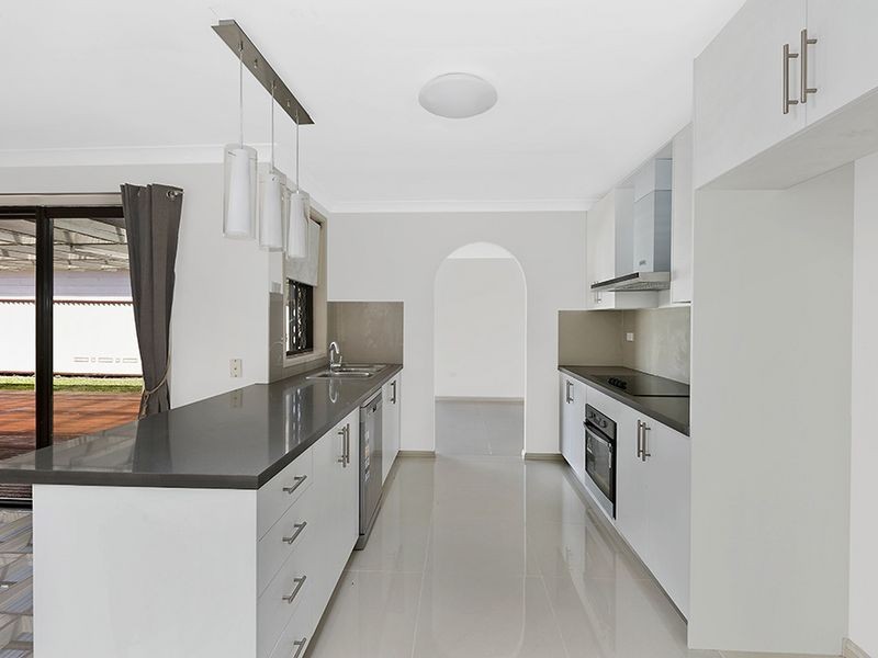 4 Sturt Street, Killarney Vale NSW 2261