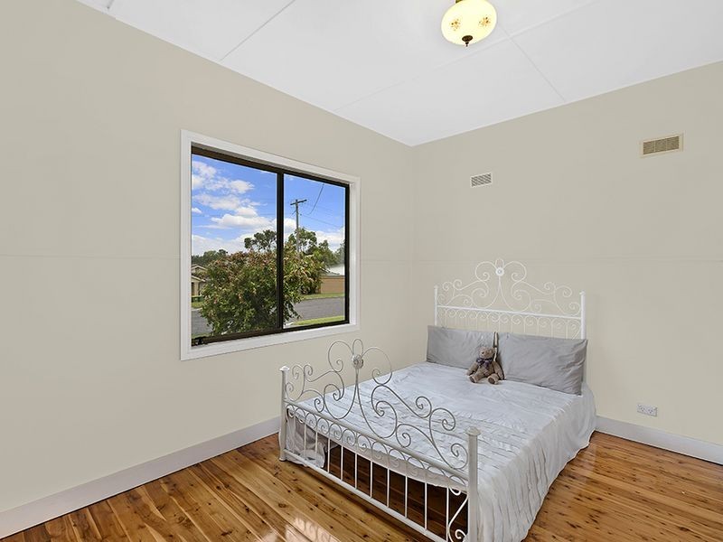 53 Bass Avenue, Killarney Vale NSW 2261