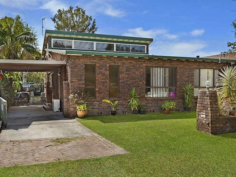 11 Wombat Street, Berkeley Vale NSW 2261