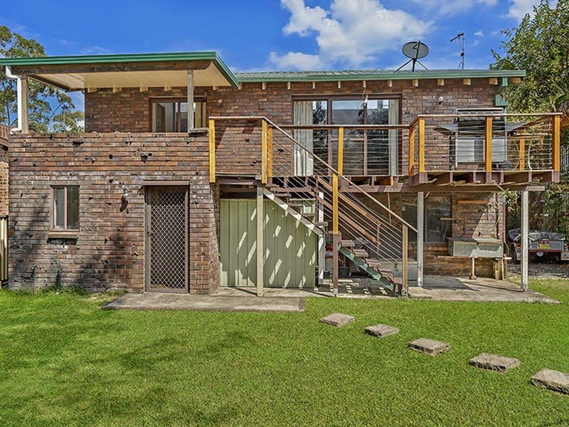 11 Wombat Street, Berkeley Vale NSW 2261
