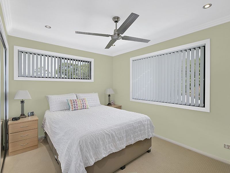 5 Carlyon Street, Killarney Vale NSW 2261